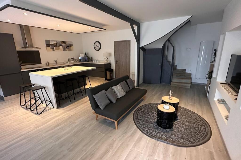 Ambares-et-Lagrave Maison Entierement Renovee 빌라 외부 사진